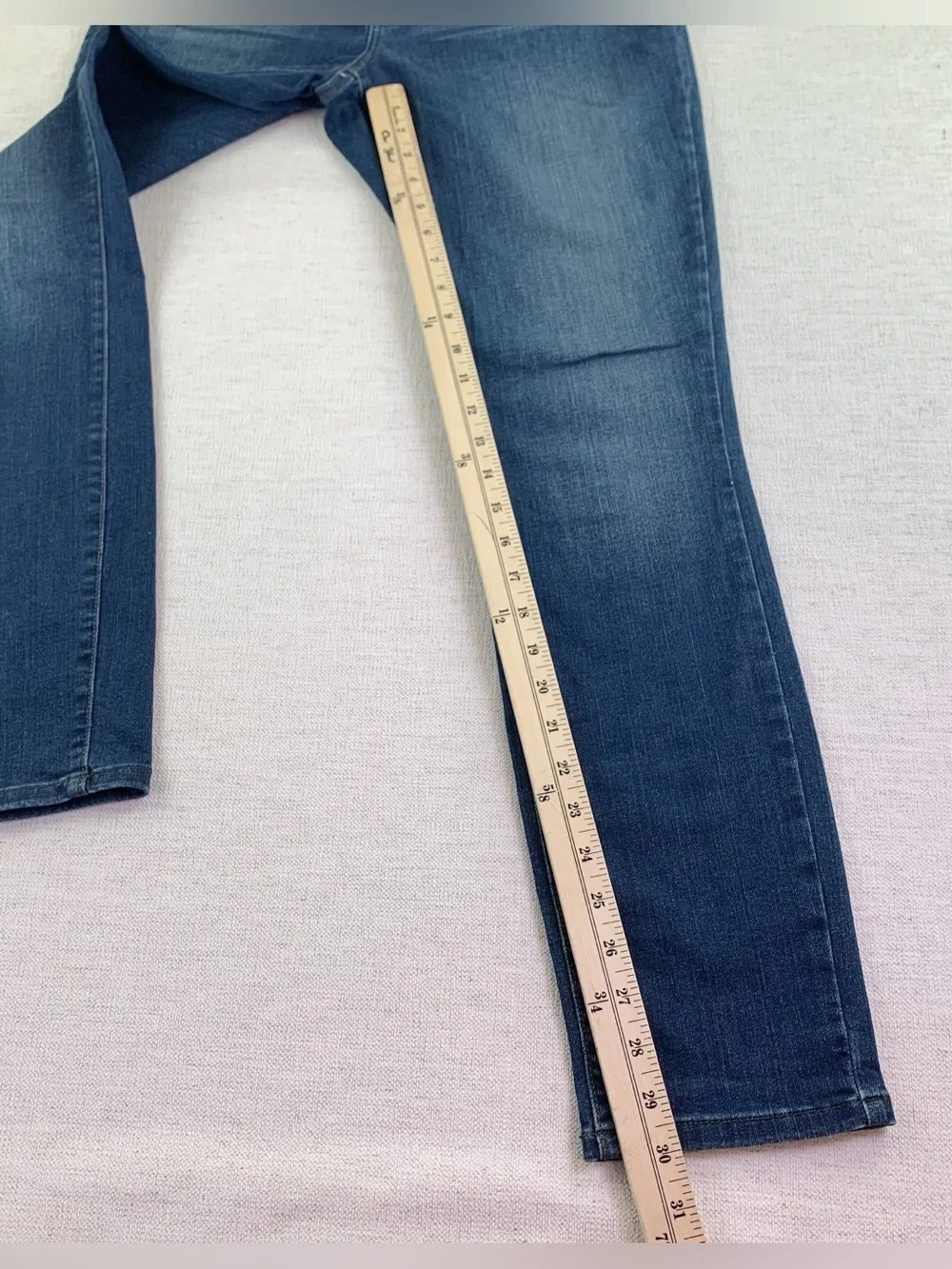 NYDJ high rise Alina Legging lift tuck technology skinny jeans women's size 8
